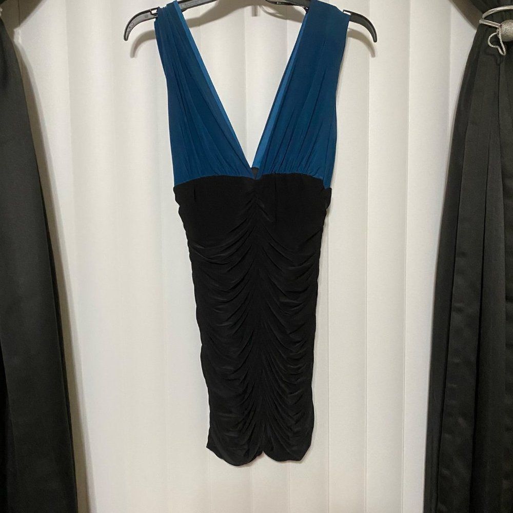 XXI Aqua deep v neck black rusch dress